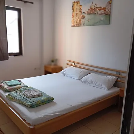 Hostel Blue Diamond Him Kolli Street Building No 4 Tirana