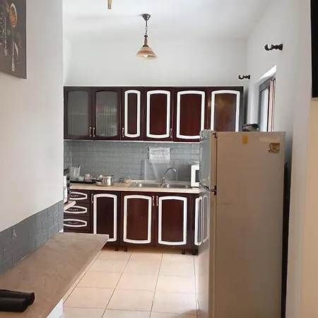 Blue Diamond Him Kolli Street Building No 4 Tirana