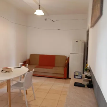 Ostello Blue Diamond Him Kolli Street Building No 4 *