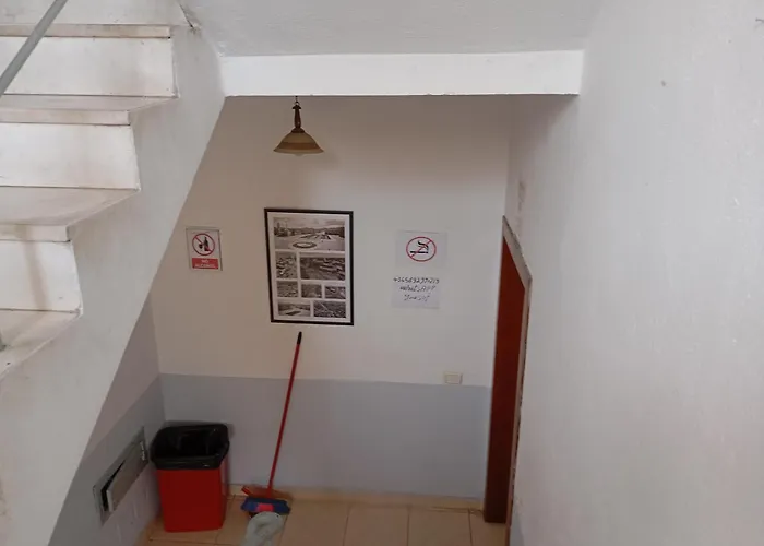 Blue Diamond Him Kolli Street Building No 4 بيت شباب