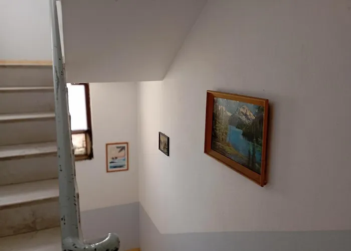 Blue Diamond Him Kolli Street Building No 4 تيرانا